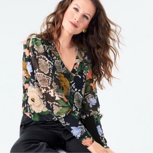 CAbi snake charmer blouse. Size medium - Picture 3 of 5